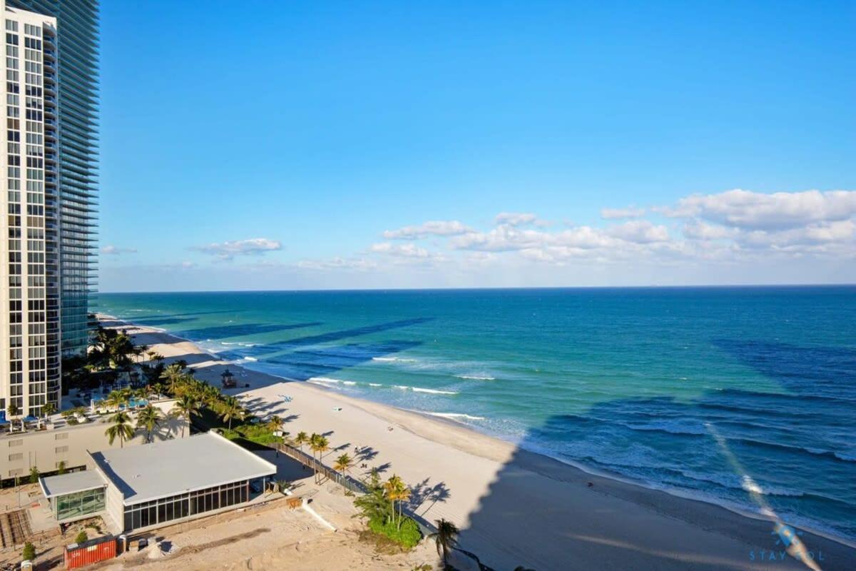Beachfront Resort Pool Ocean View Balcony Miami Beach Exterior foto